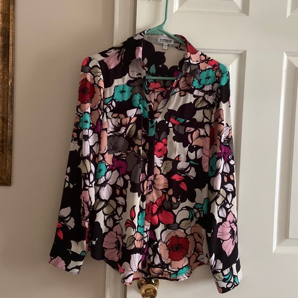 Express portofino blouse multi colored and hardly worn